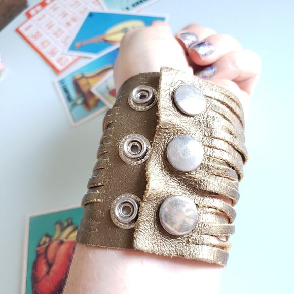 Bronze Leather Multi Strand Wrap Snap Bracelet - Picture 3 of 4